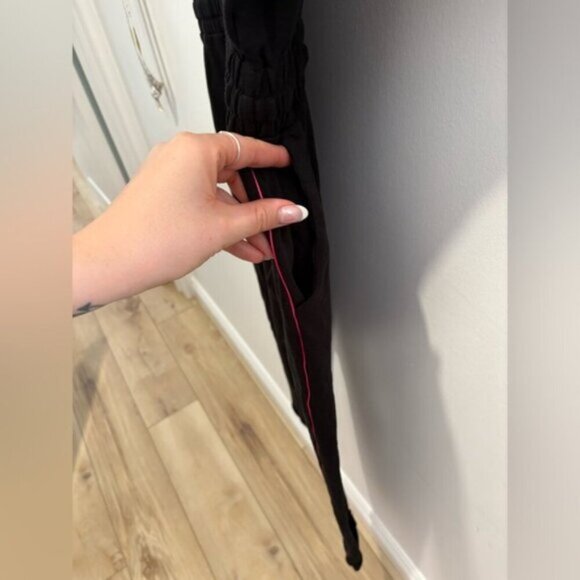 Like new- SMASH & TESS- BARBIE - ROMPER- Small - Picture 6 of 10